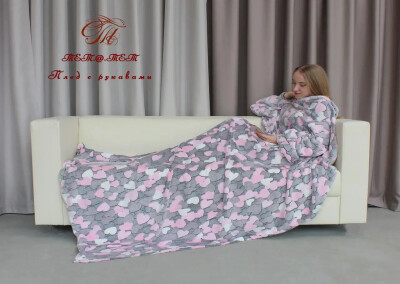 Плед із флісу з рукавами Серця на сірому