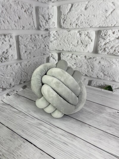 Декоративна - м'яка іграшка "М'ячик"