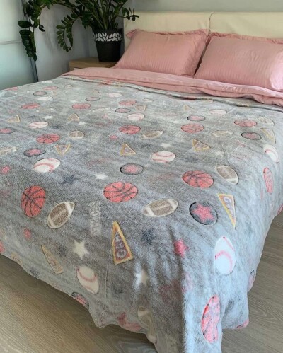 Плед - покривало "День - ніч" М'ячі сірі 150х210