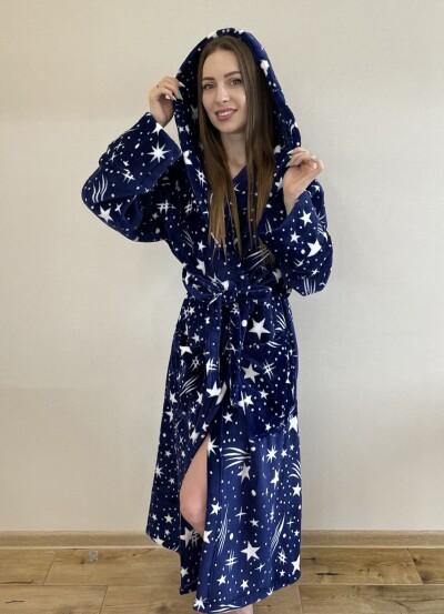 Халат з мікрофібри Велсофт з капюшоном (розміри M/L/XL), довжина 120 см.