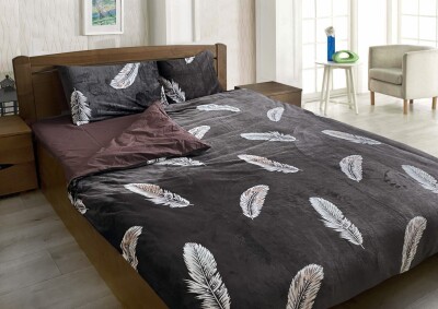 Полуторный комплект утепленного постельного белья Зима-Лето (бязь+микрофибра) "Перо на коричневом фоне"