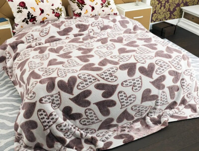 Флисовый плед 220х240 ✨Сердечки бежевые✨