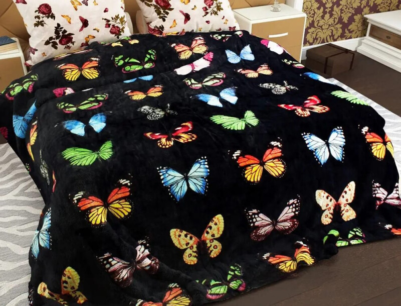 Плед флісовий 200х220 ❤️Метелики на чорному тлі❤️