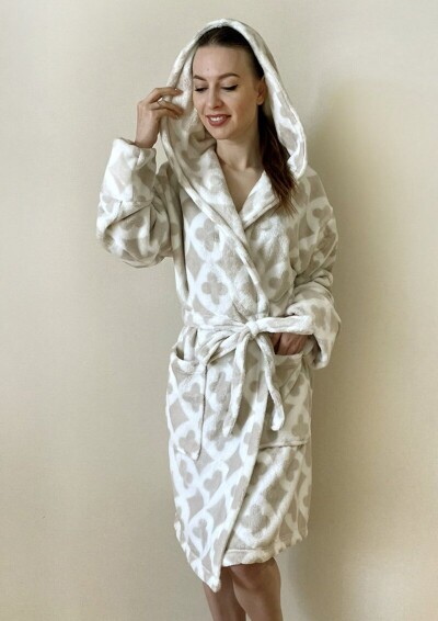 Халат з мікрофібри Велсофт з капюшоном (розміри M/L/XL), довжина 120 см.