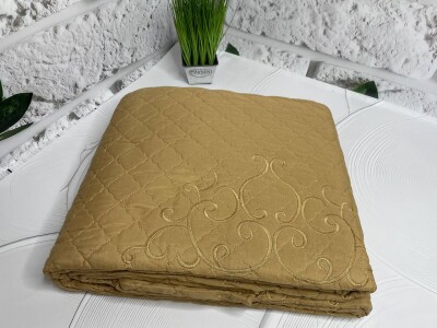 Покривало стьобане з наволочками (220x240) "Вензель"