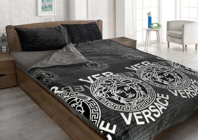 Двоспальний комплект утепленої постільної білизни Зима-Літо (бязь+мікрофібра) "Версаче сірий"