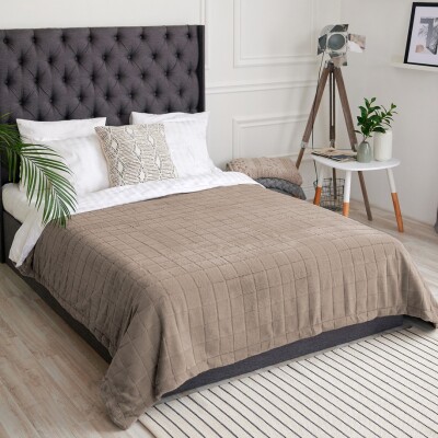 Покривало велюрове Романс  "Беж" 220X240 Євро