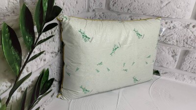 ПОДУШКА «BAMBOO» 50-70, "ЗЕЛЕНА З КАНТОМ"