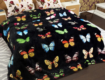 Флісовий плед 160х210 ⭐Метелики на чорному фоні⭐