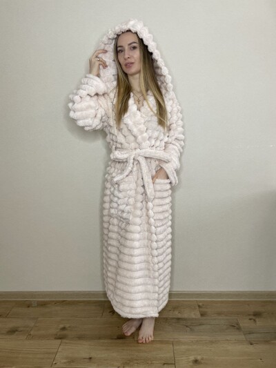 Халат з мікрофібри Велсофт з капюшоном (розміри M/L/XL), довжина 120 см.
