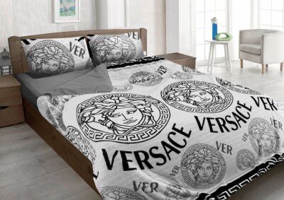 Евро комплект утепленного постельного белья Зима-Лето (бязь+микрофибра) "Версаче белый"