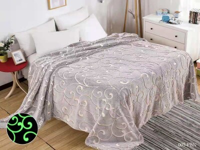 Пледи, що світяться в темряві "День-Ніч" 150х210. (Вензеля)