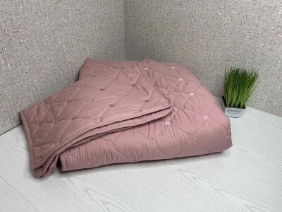 Стьобане покривало Серця Colorful Home 210x230 см з наволочками №005