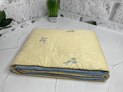 Покривало стьобане з наволочками (220-240) "Блакитний"