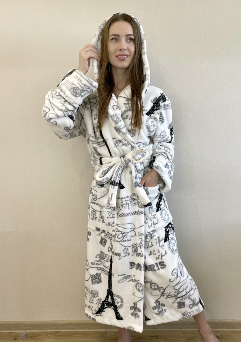 Халат з мікрофібри Велсофт з капюшоном (розміри M/L/XL), довжина 120 см.